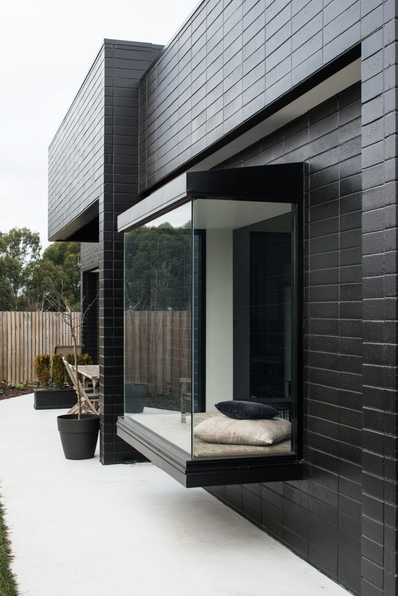 BigBlackHouse_SummitWindowSystems_01